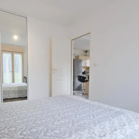 Avec Piscine Privee 펜션 Savignac-les-Églises