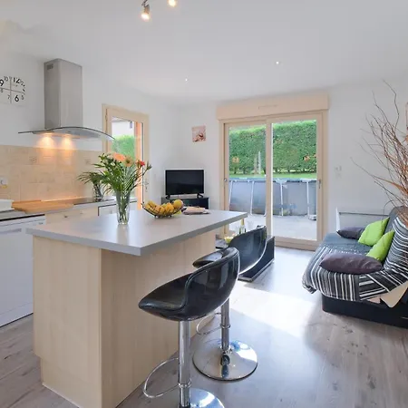 Avec Piscine Privee 펜션