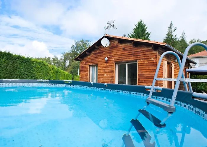 度假居 Avec Piscine Privee Savignac-les-Églises